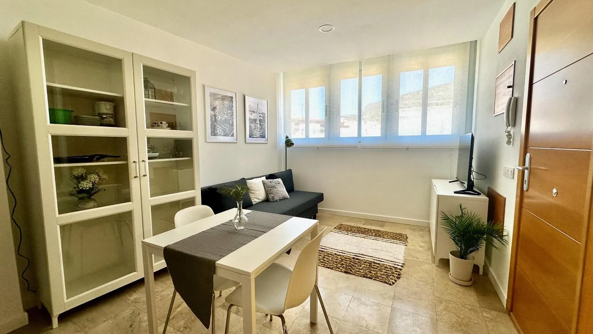 Pambnb - Cozy Refurbished City Center Apartment Santa Cruz de Tenerife 0*,  İspanya